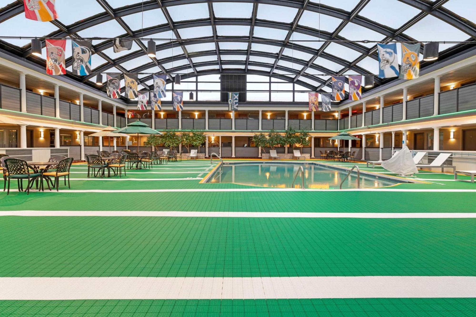 Best Western Green Bay Inn Centro de Conferencias Exterior foto